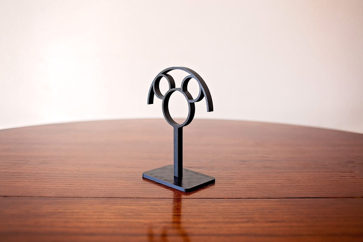 Minimalist Headband Display Stand