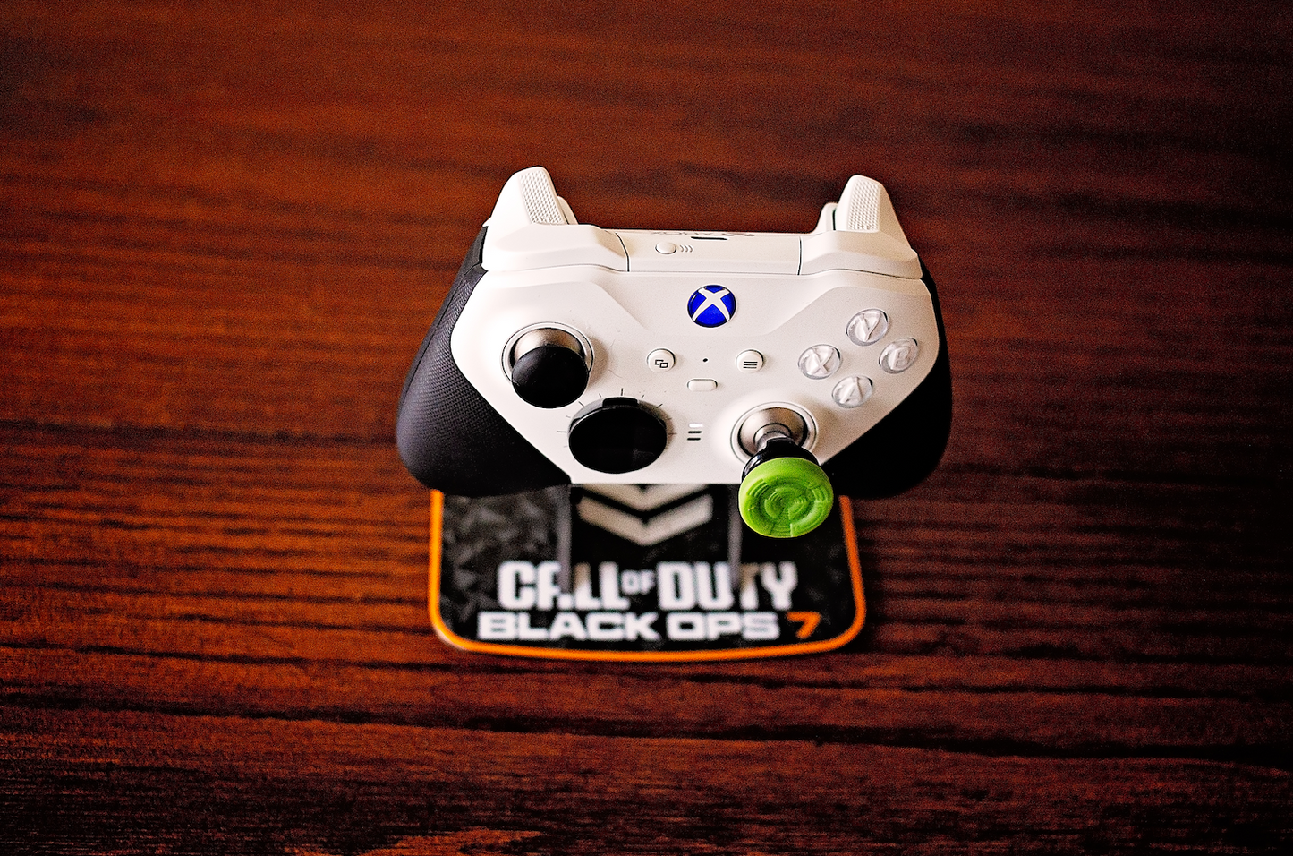 Xbox Call of Duty® Controller Stand
